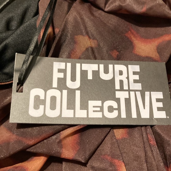 💕 NWT Future Collective Mesh Midi Dress size M - Picture 9 of 11